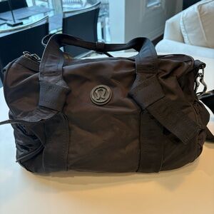 LULULEMON SMALL BLACK GYM BAG